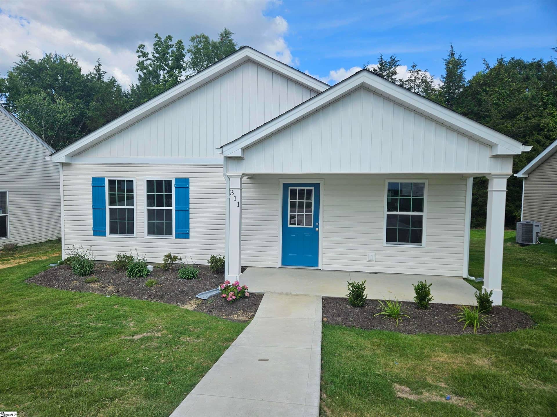 311 DILLON Drive