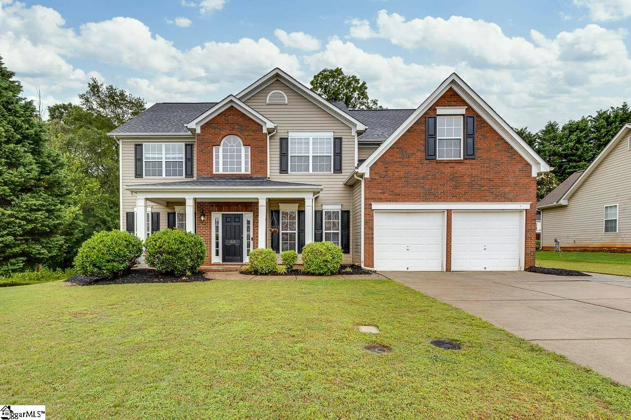 212 Dothan Court