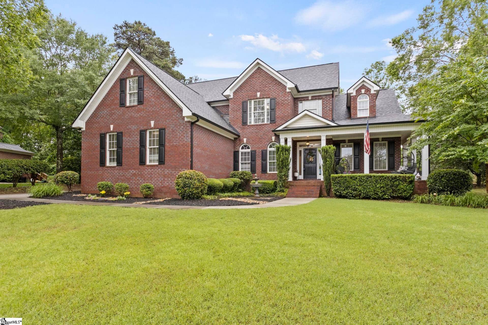 202 Goldenstar Lane