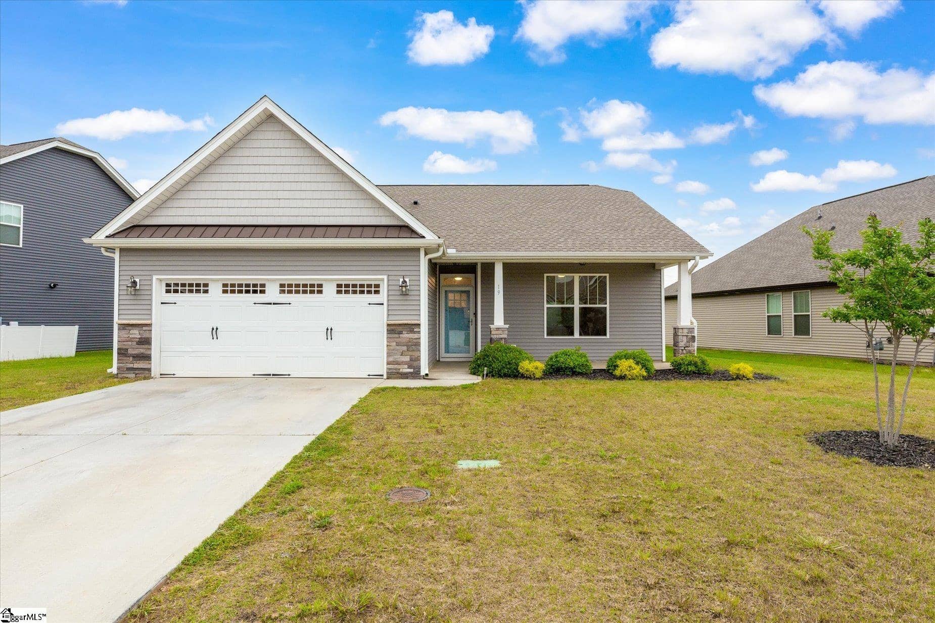 19 Forest Ridge Way