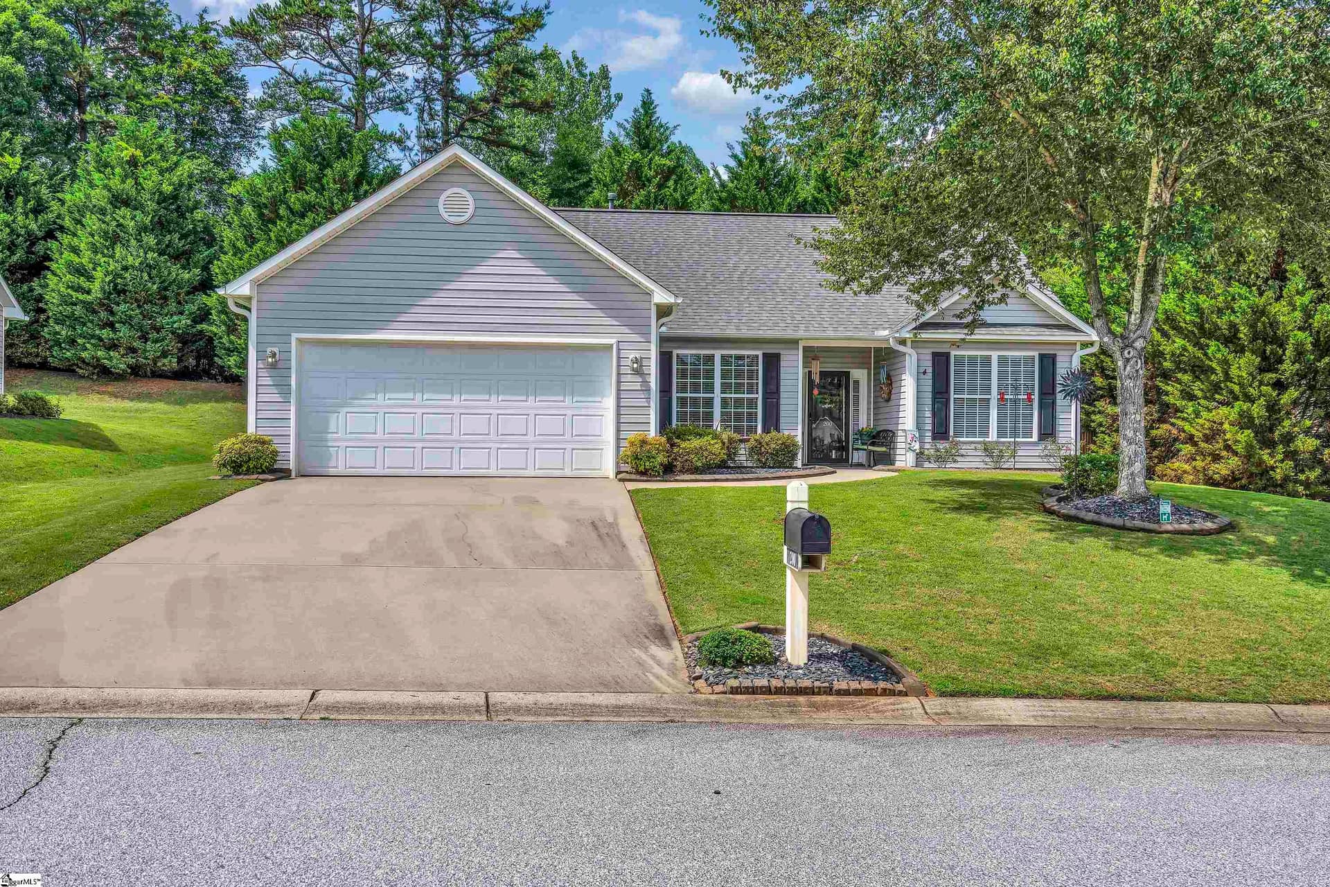 200 Fledgling Way