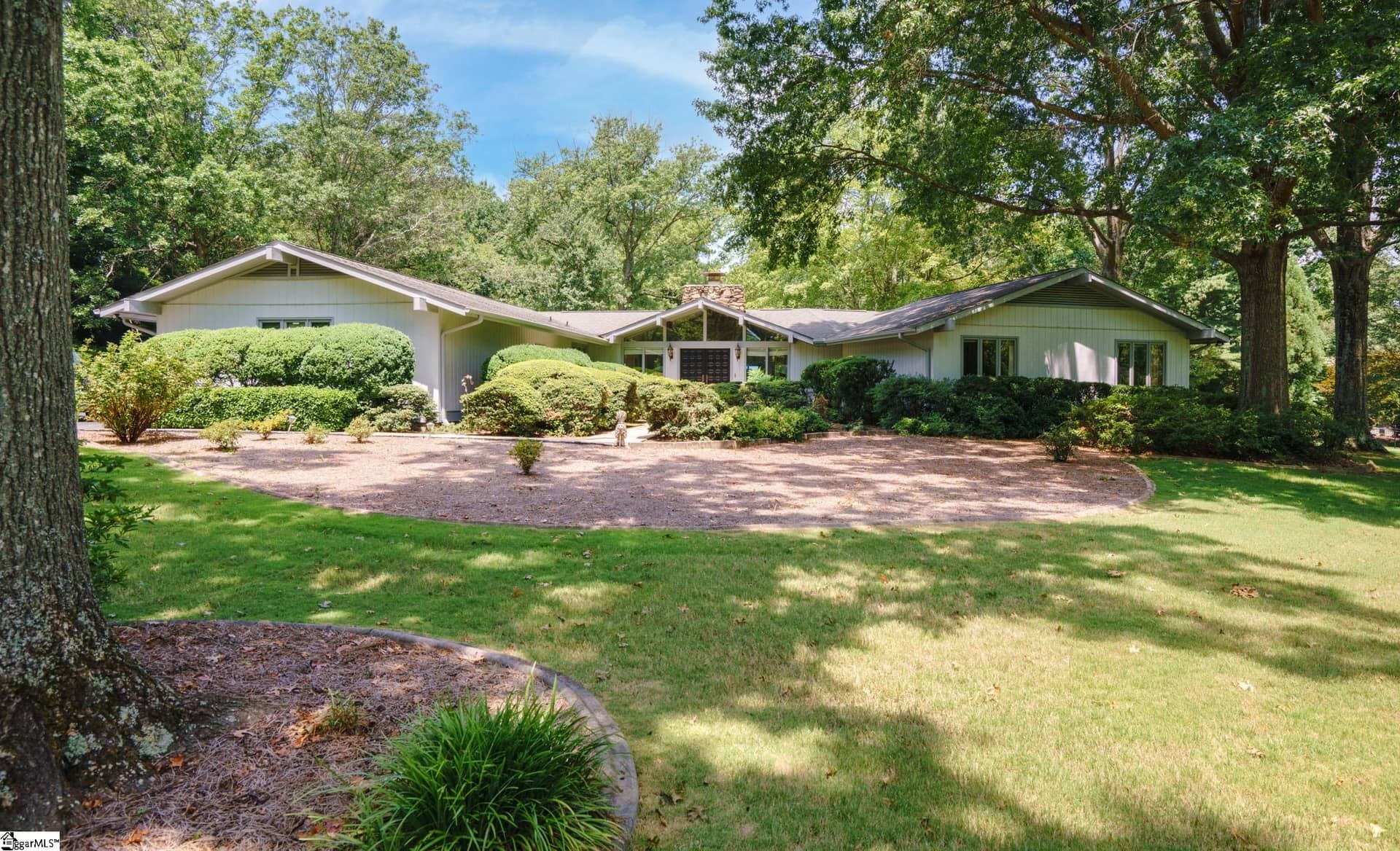 521 Huntington Road