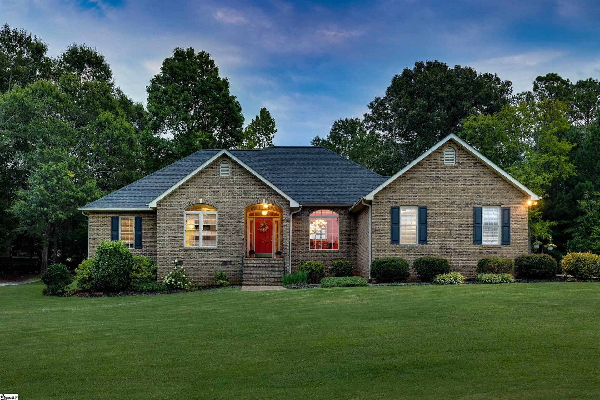 105 Woods Way