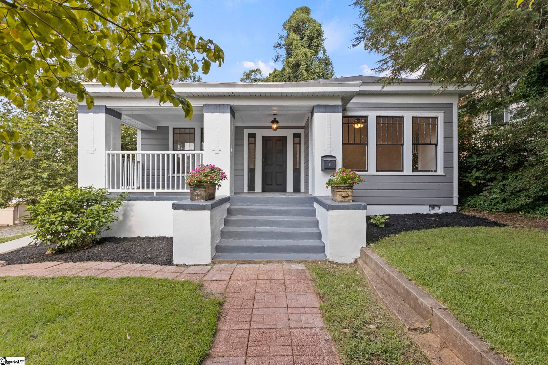 7 Rowley Street