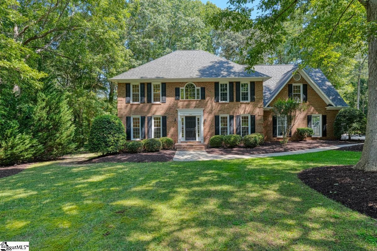 216 Bent Oak Way