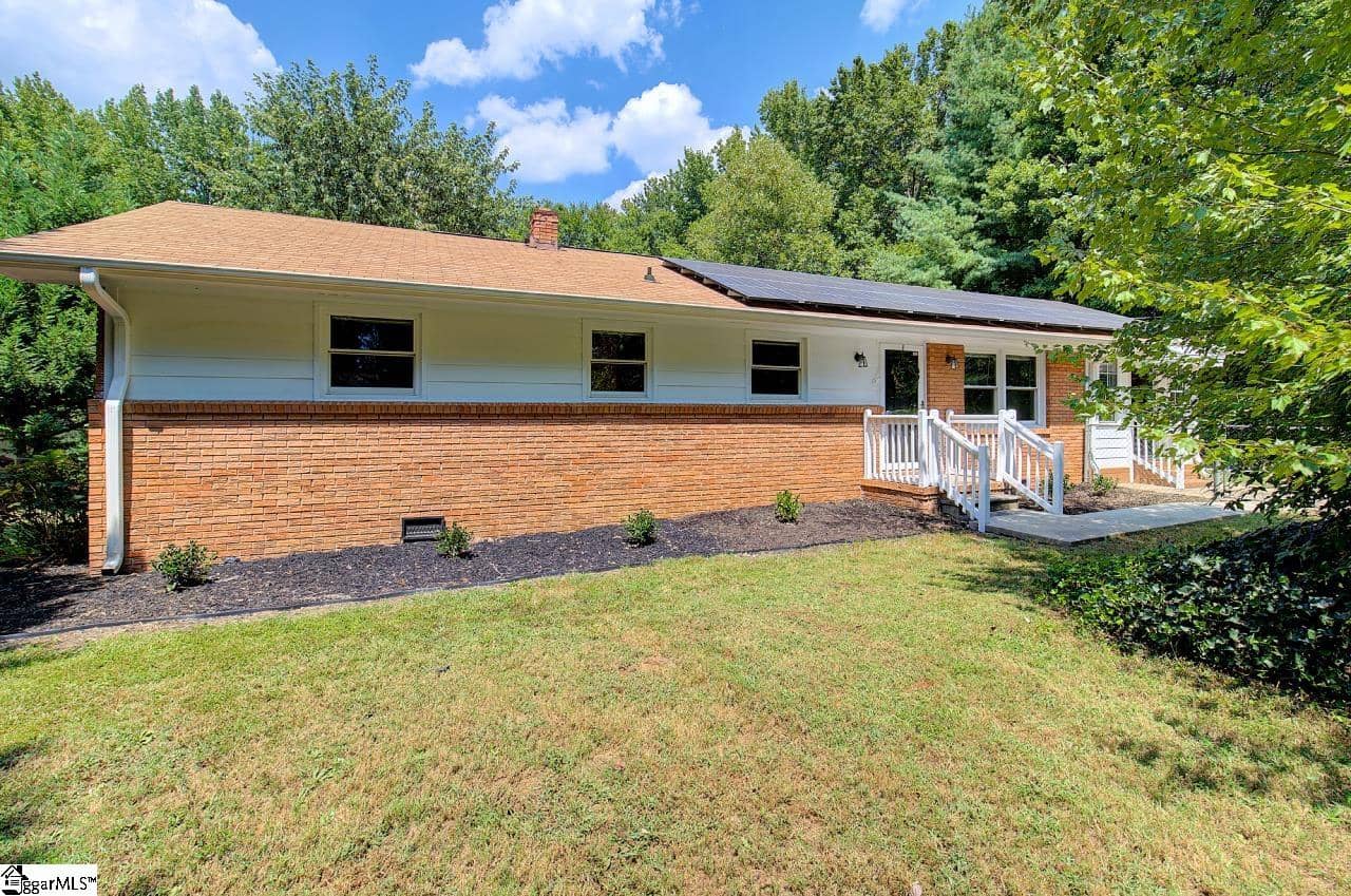 209 Ginger Lane