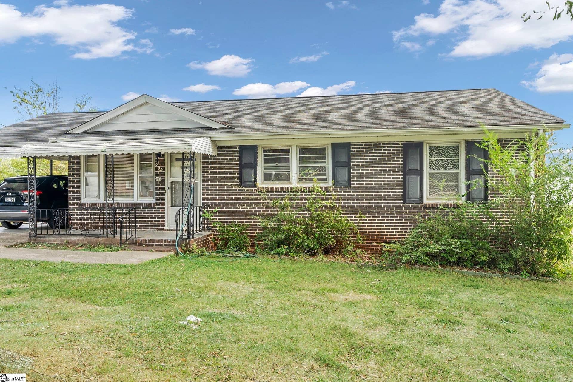 208 Derwood Circle