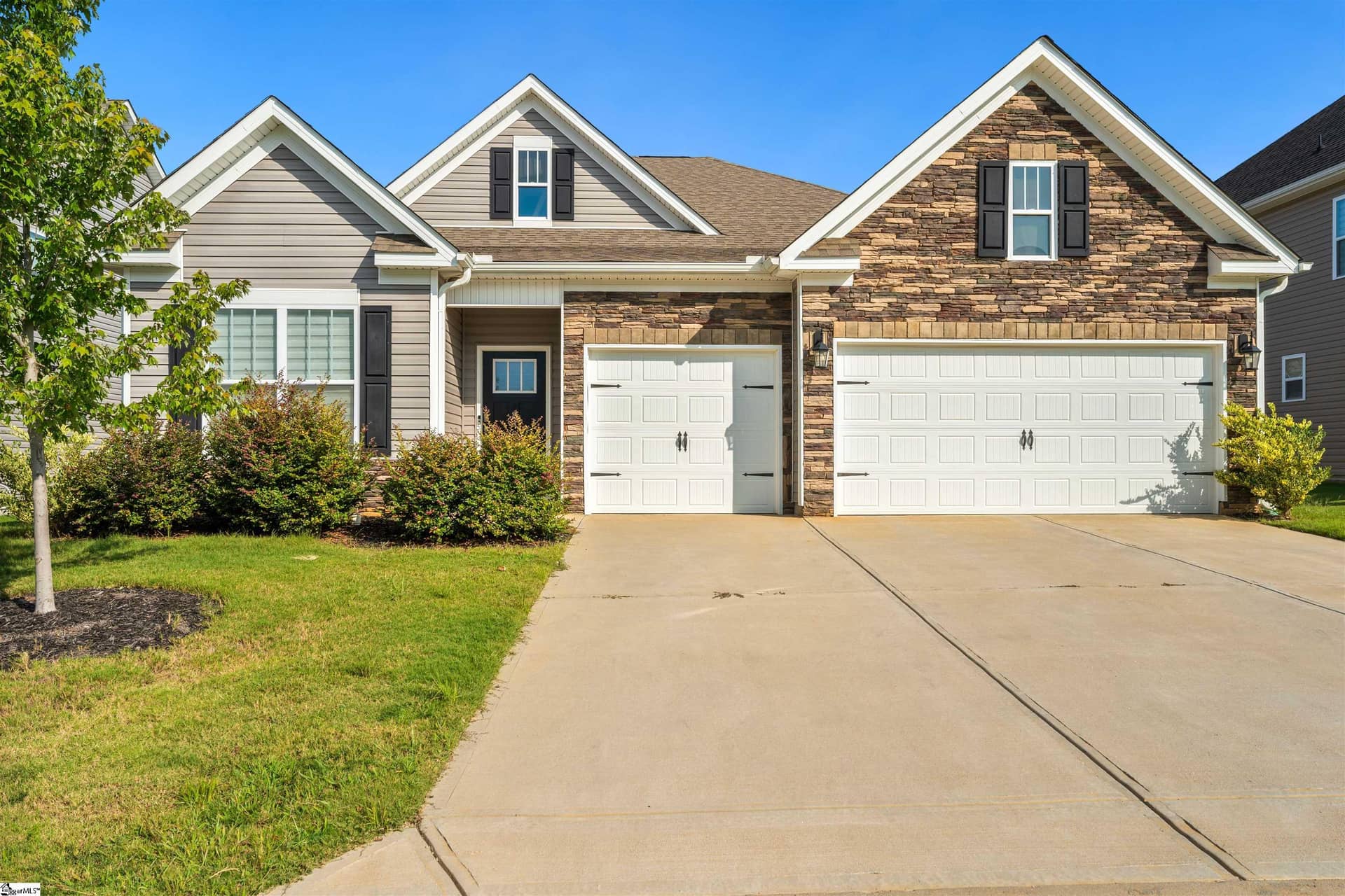 848 Ingleside Way