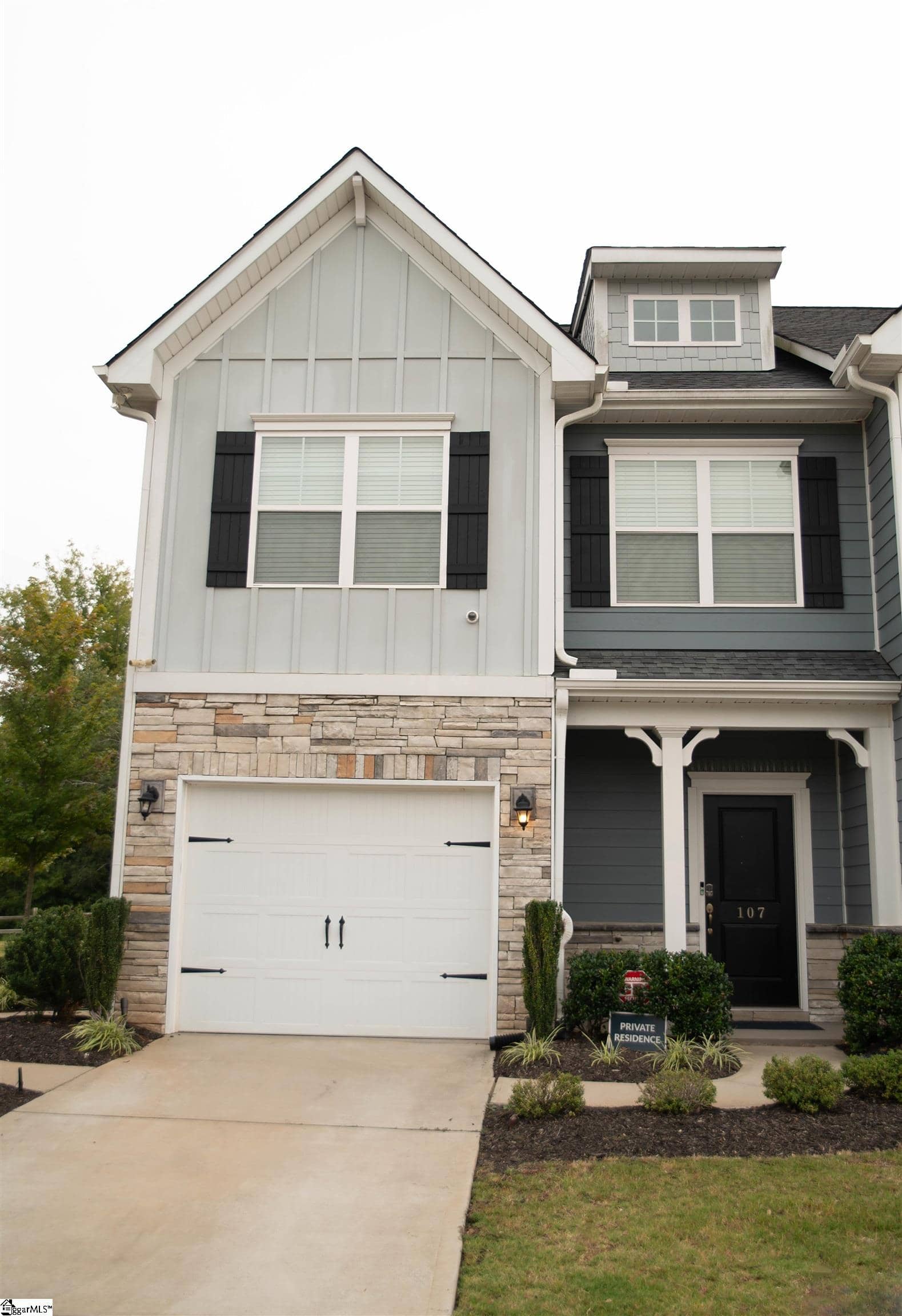 107 Hartland Place