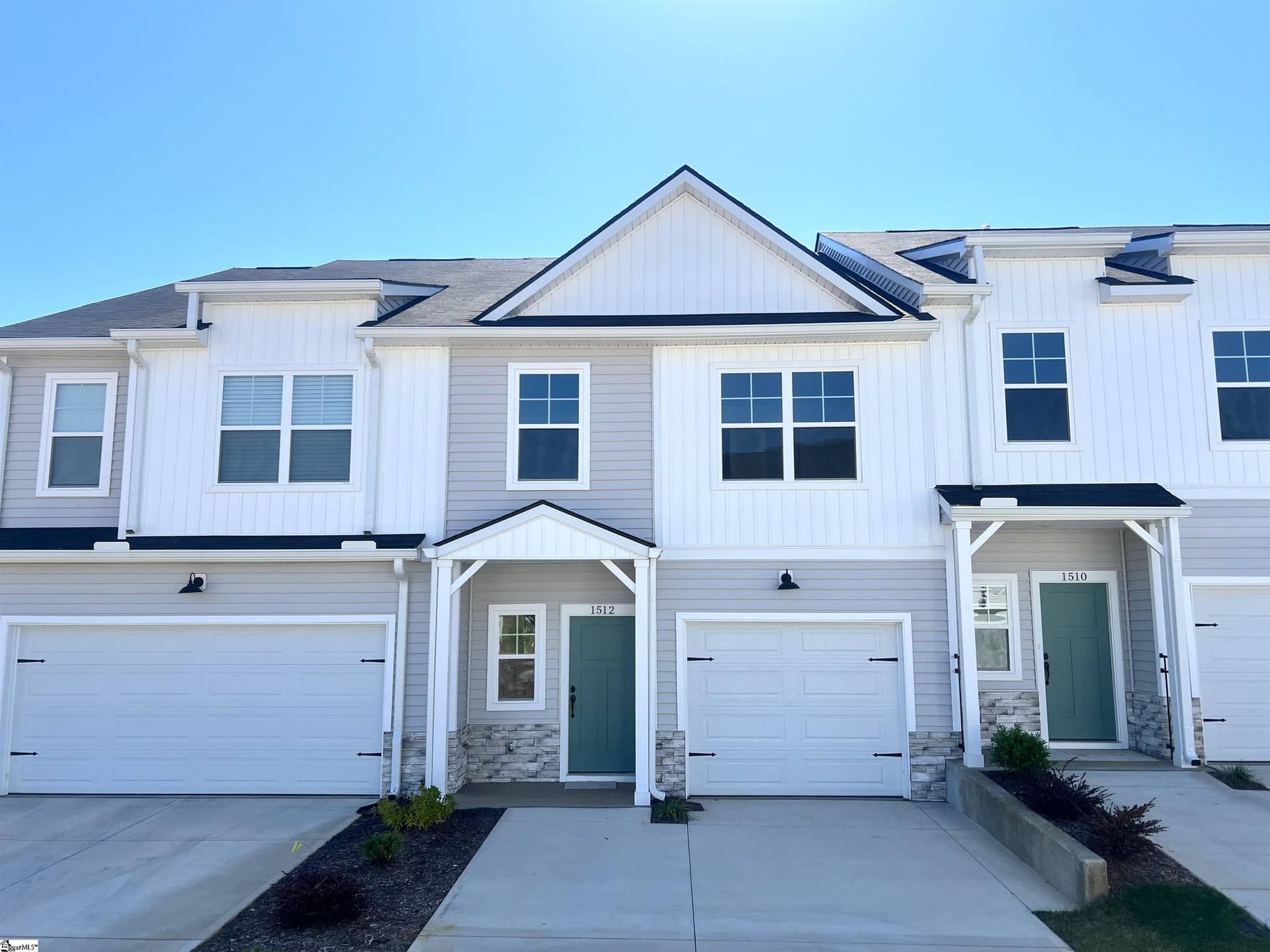 1512 Yellowwood Court
