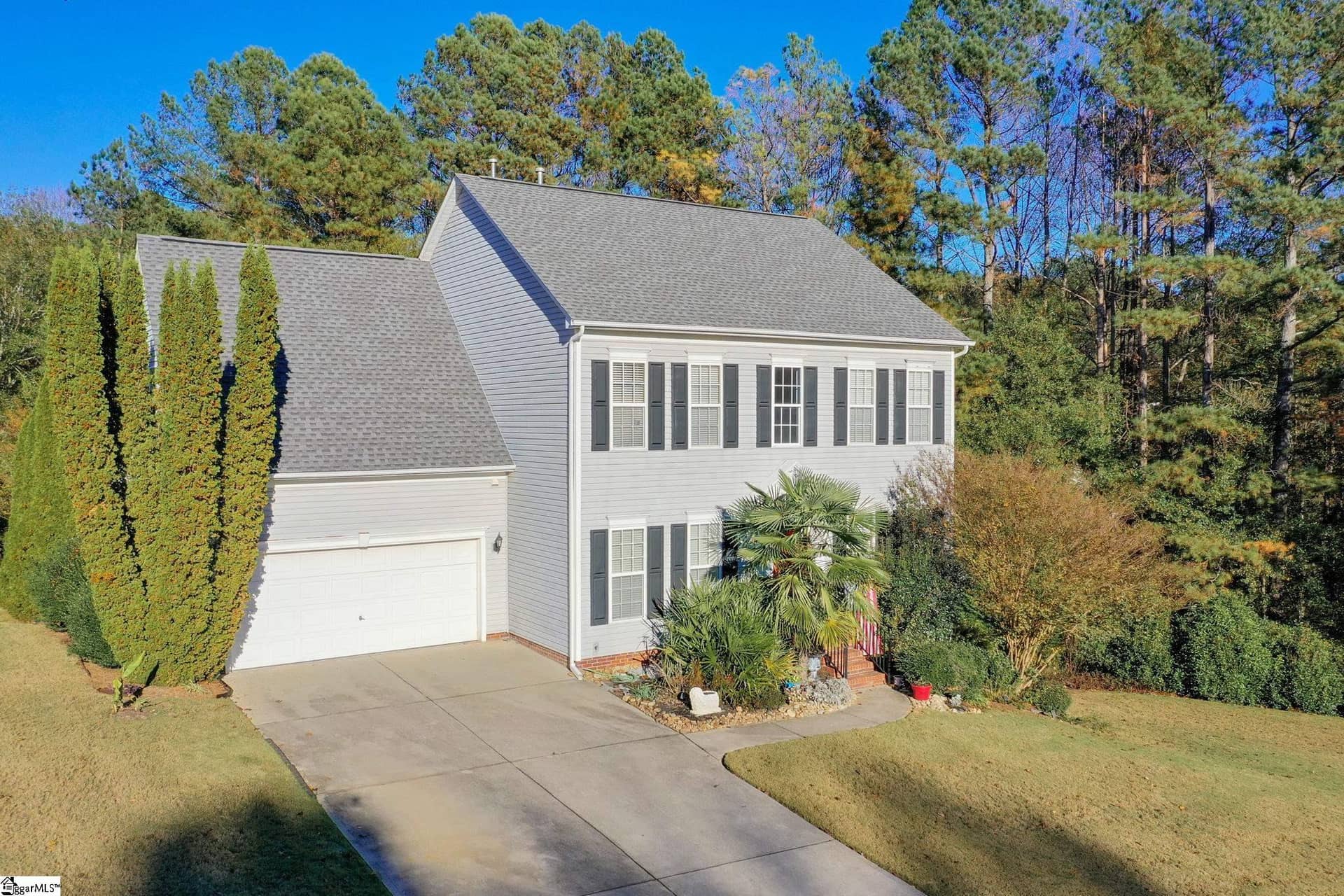 102 Armistead Lane