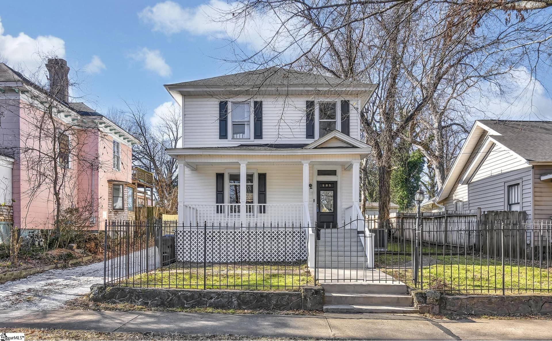 505 Hampton Avenue