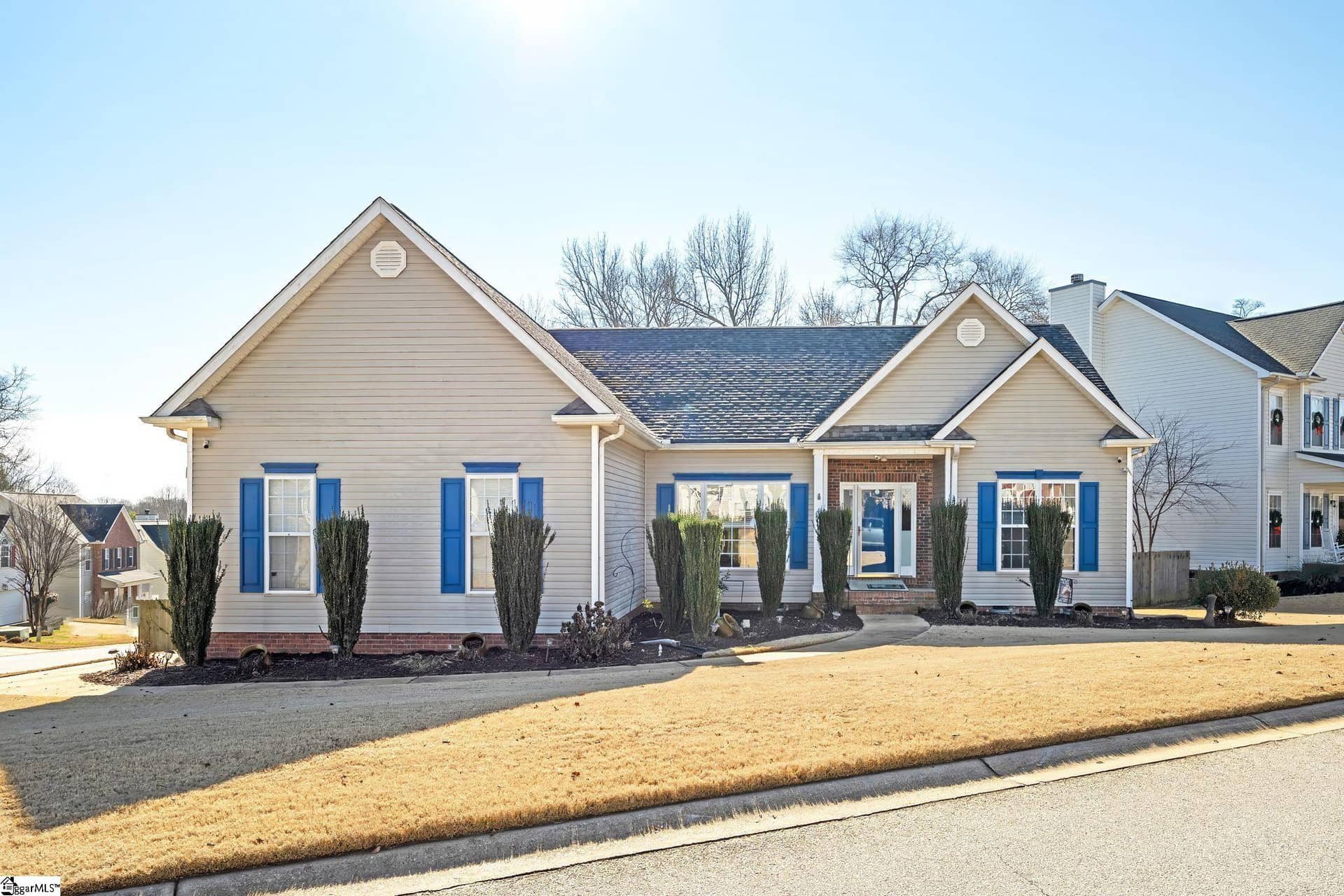 401 Walkingstick Way