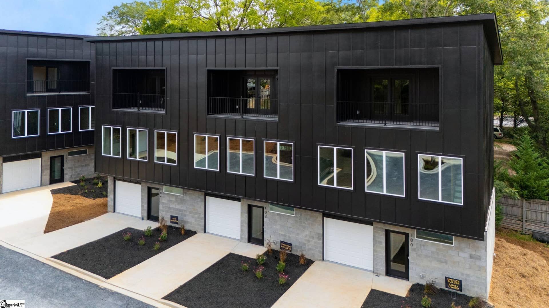 104 Textile Court