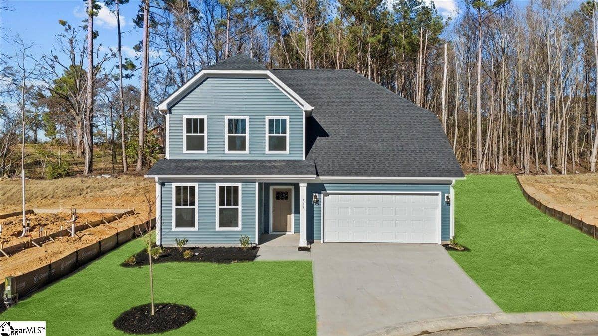 733 Old Magnolia Lane