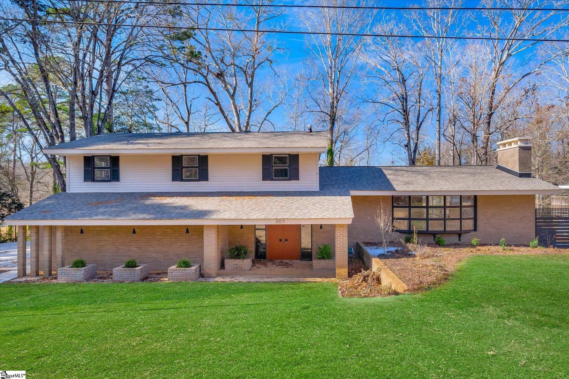 207 Asbury Circle