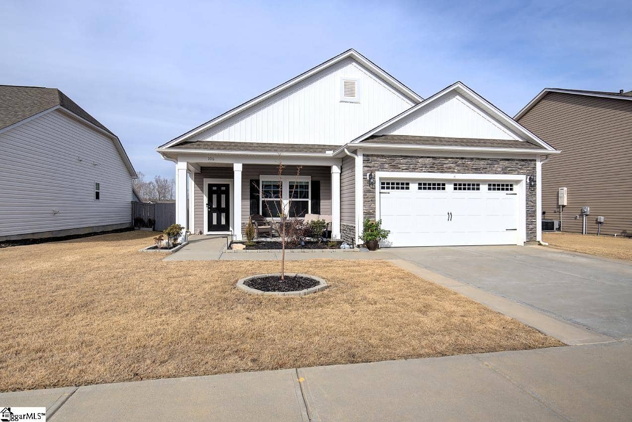 106 Bruinen Drive