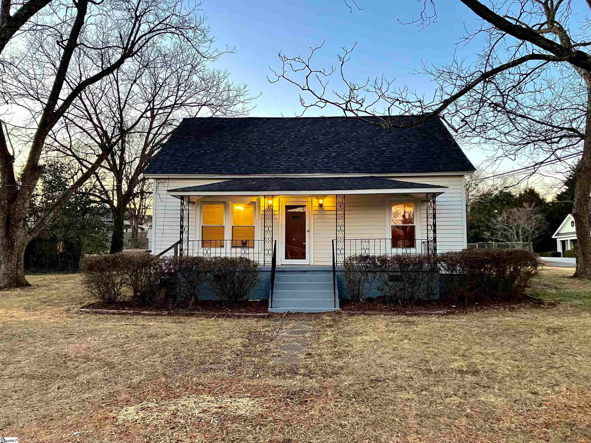 113 Garrison Street