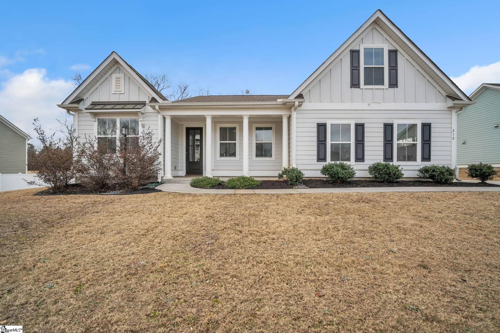 212 Deerview Trail