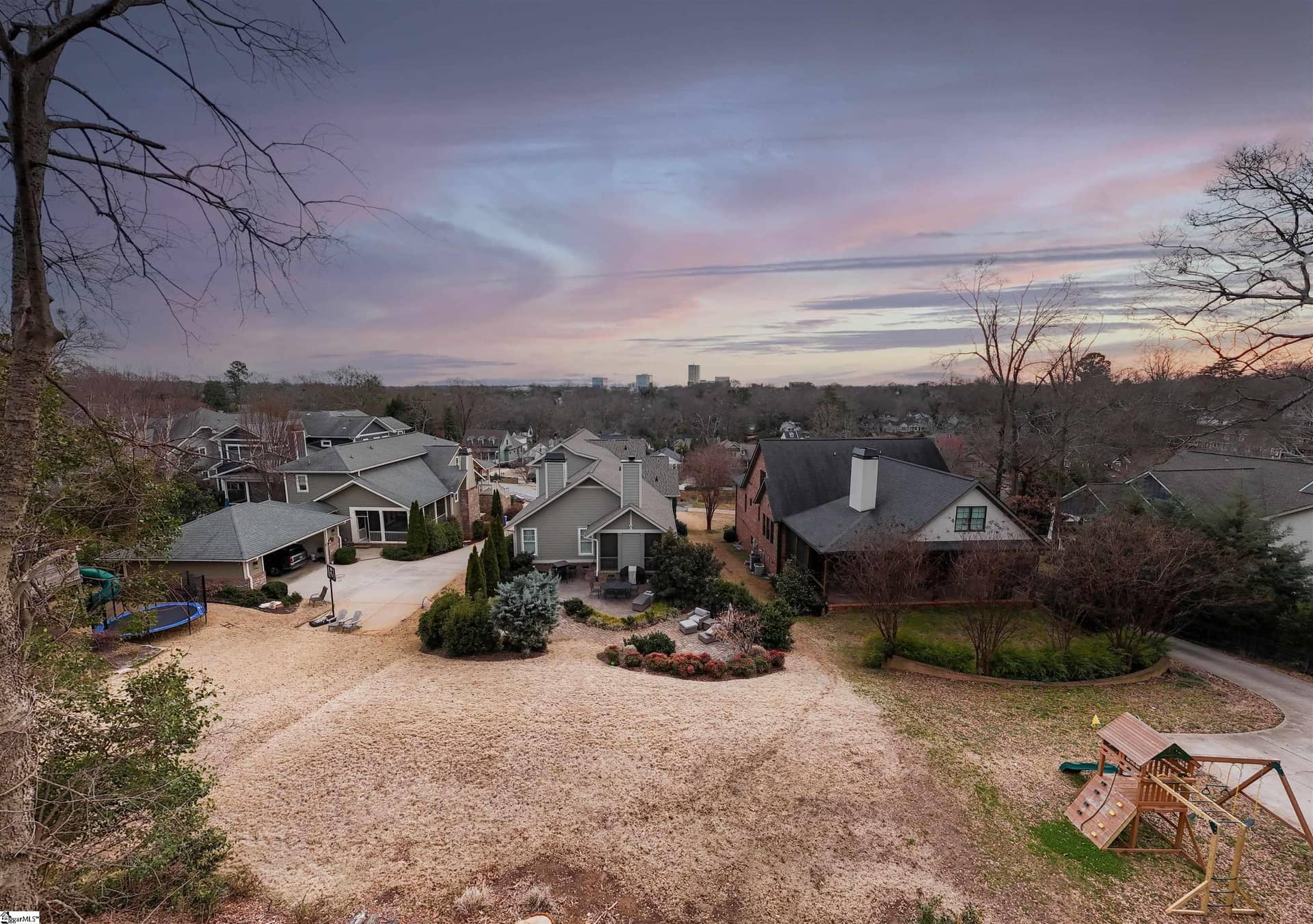 15 W Hillcrest Drive