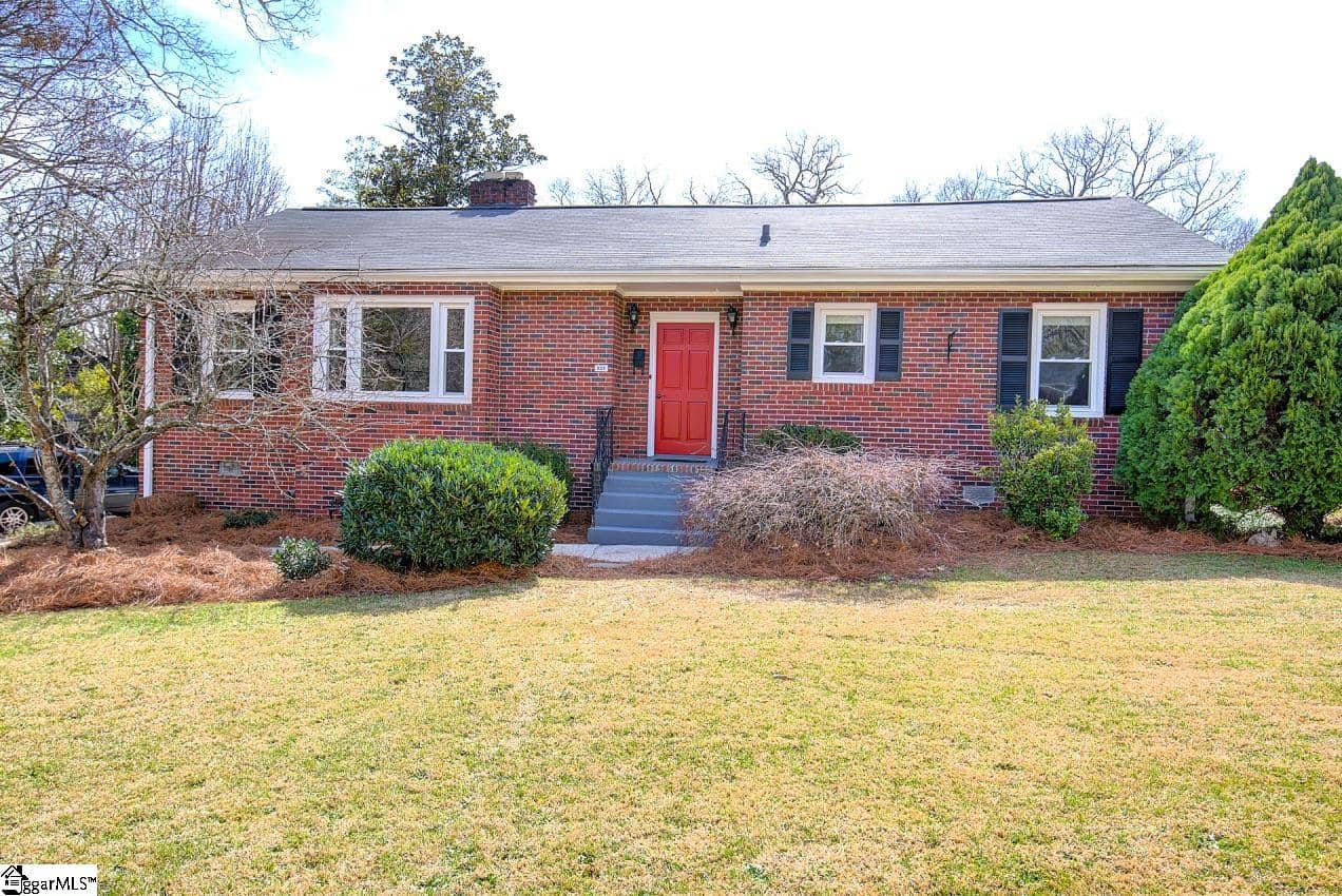 121 Broughton Drive