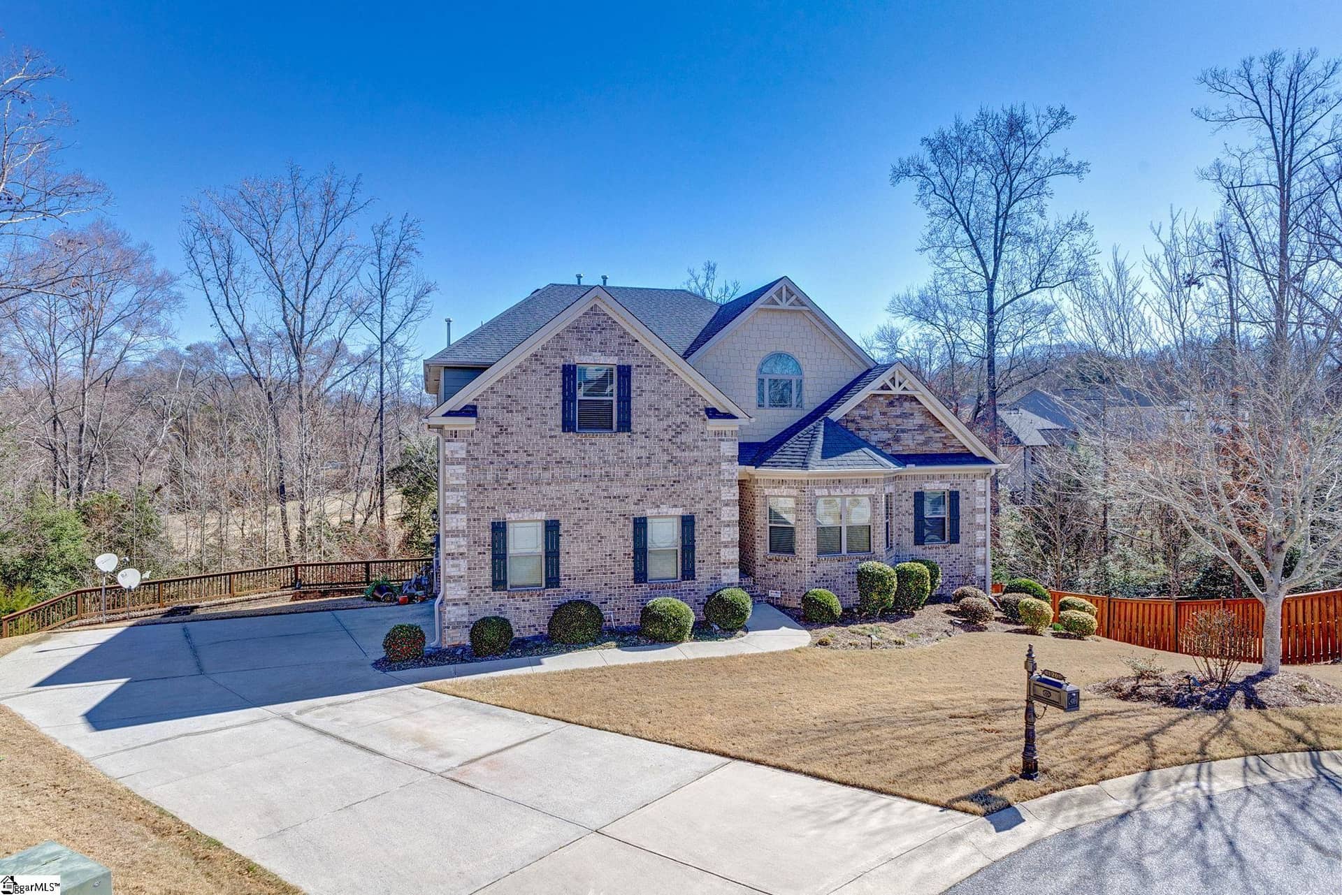 120 Versilia Lane