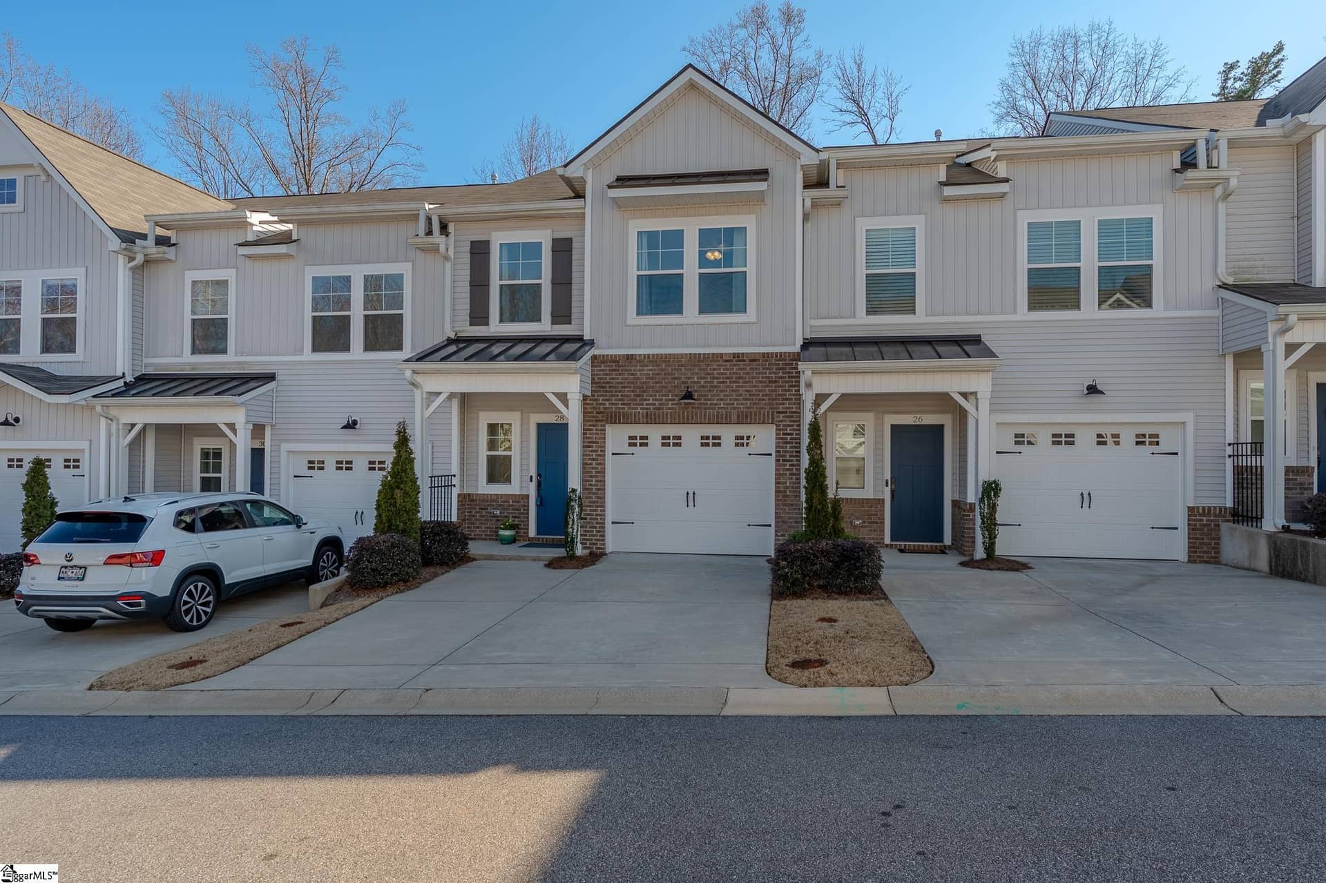 28 Jaycee Court