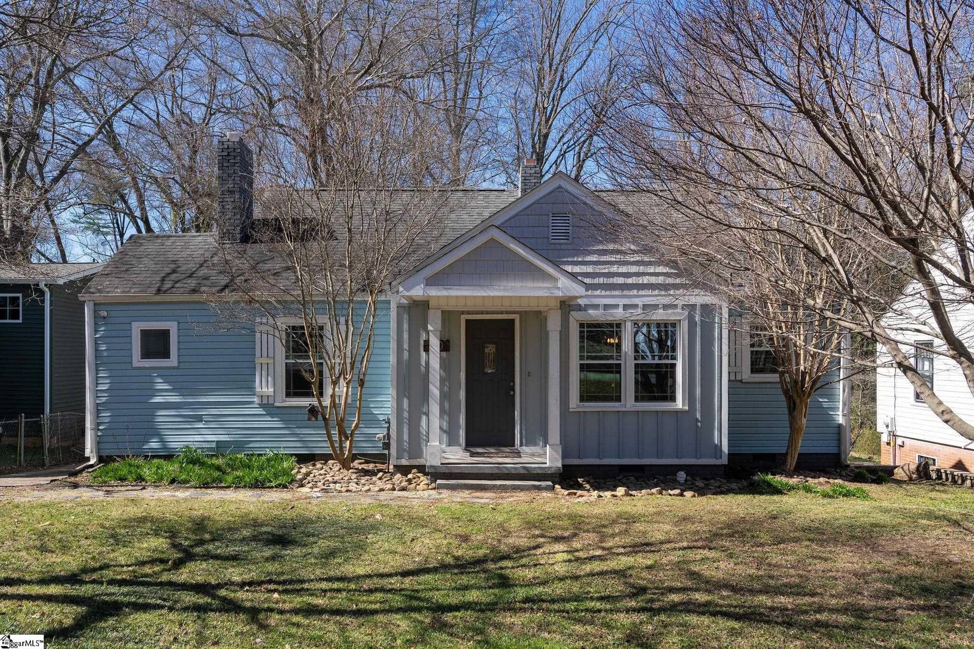 40 Briarcliff Drive