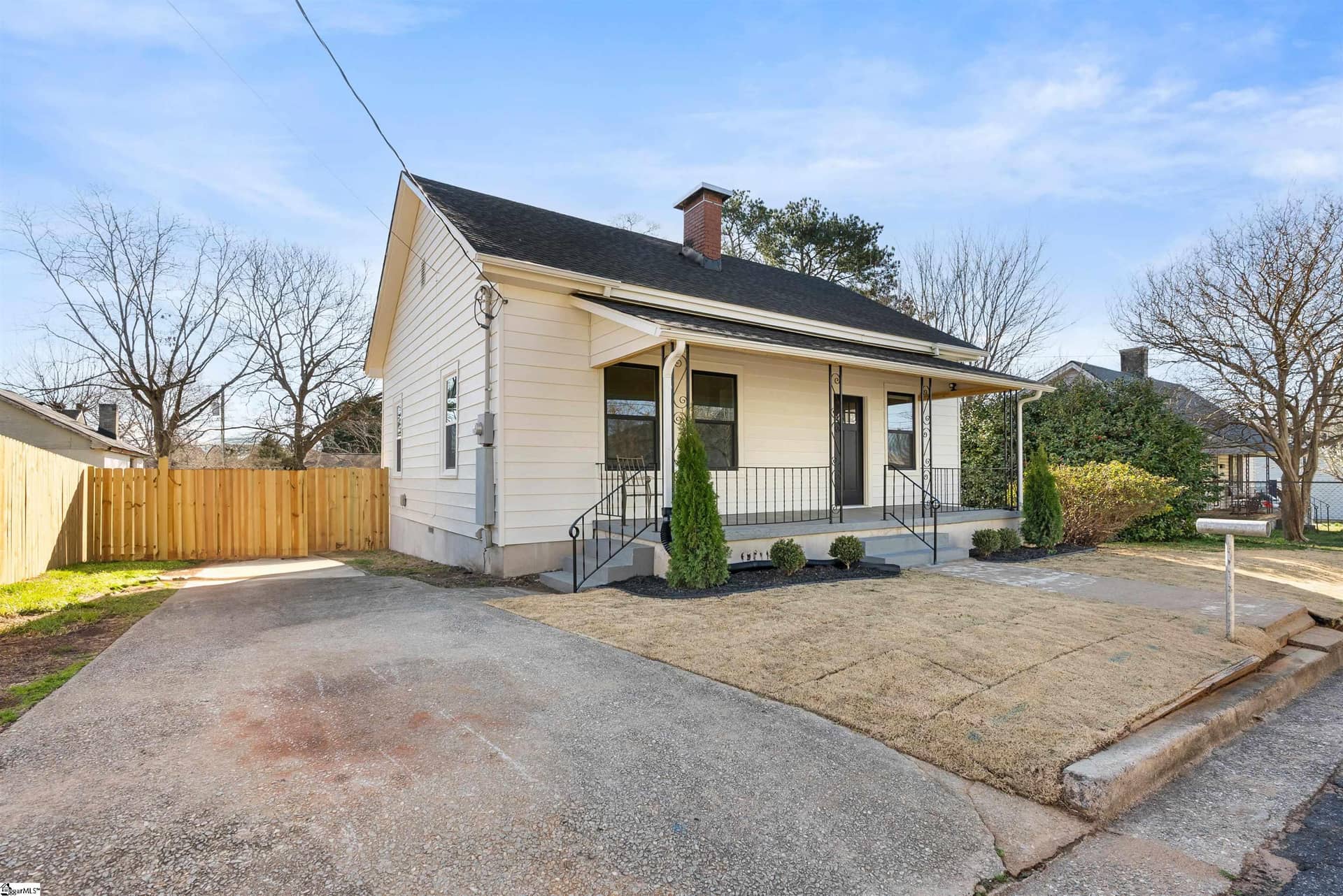 6 10th Street