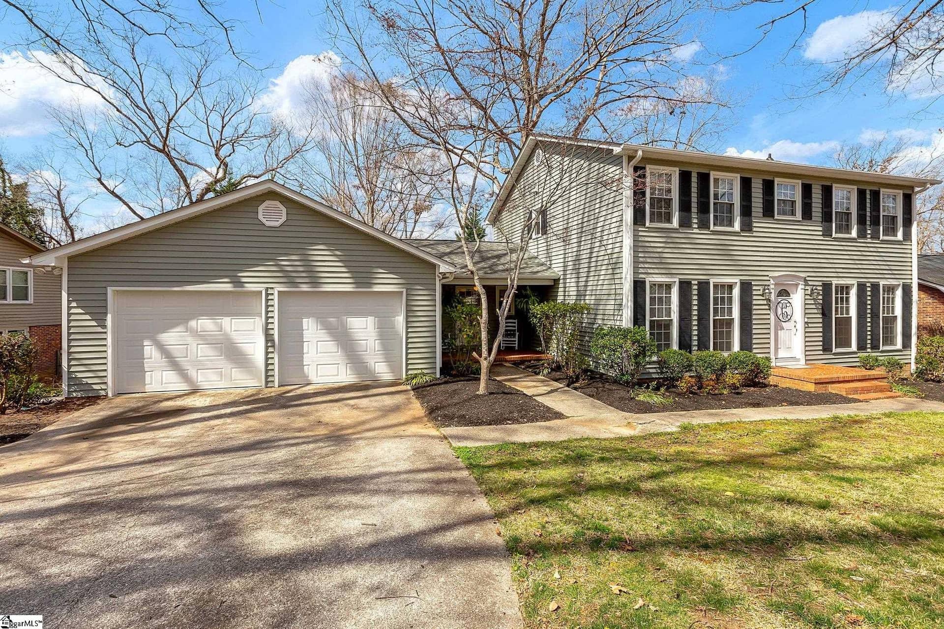 5 E Woodburn Drive