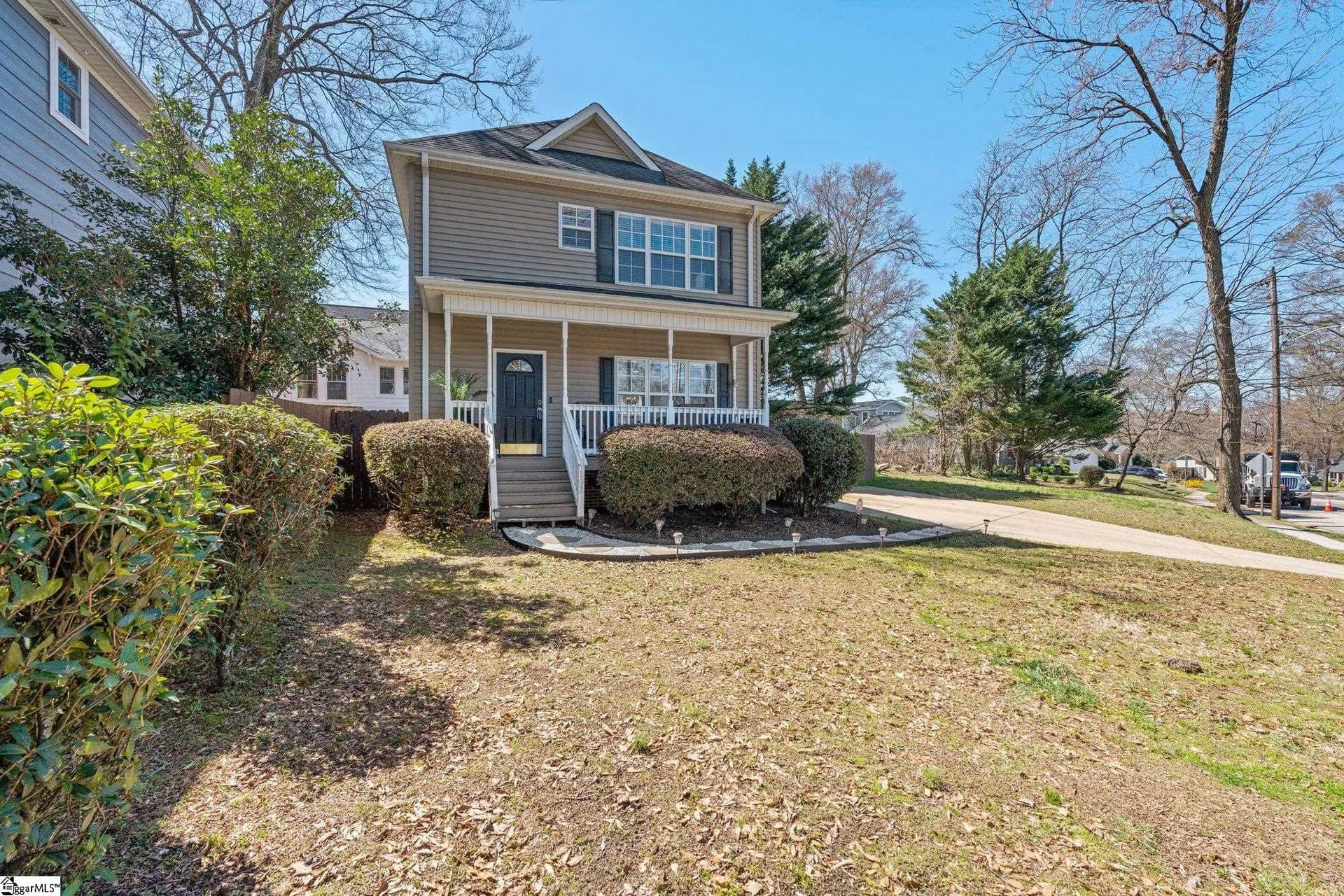107 Cateechee Avenue