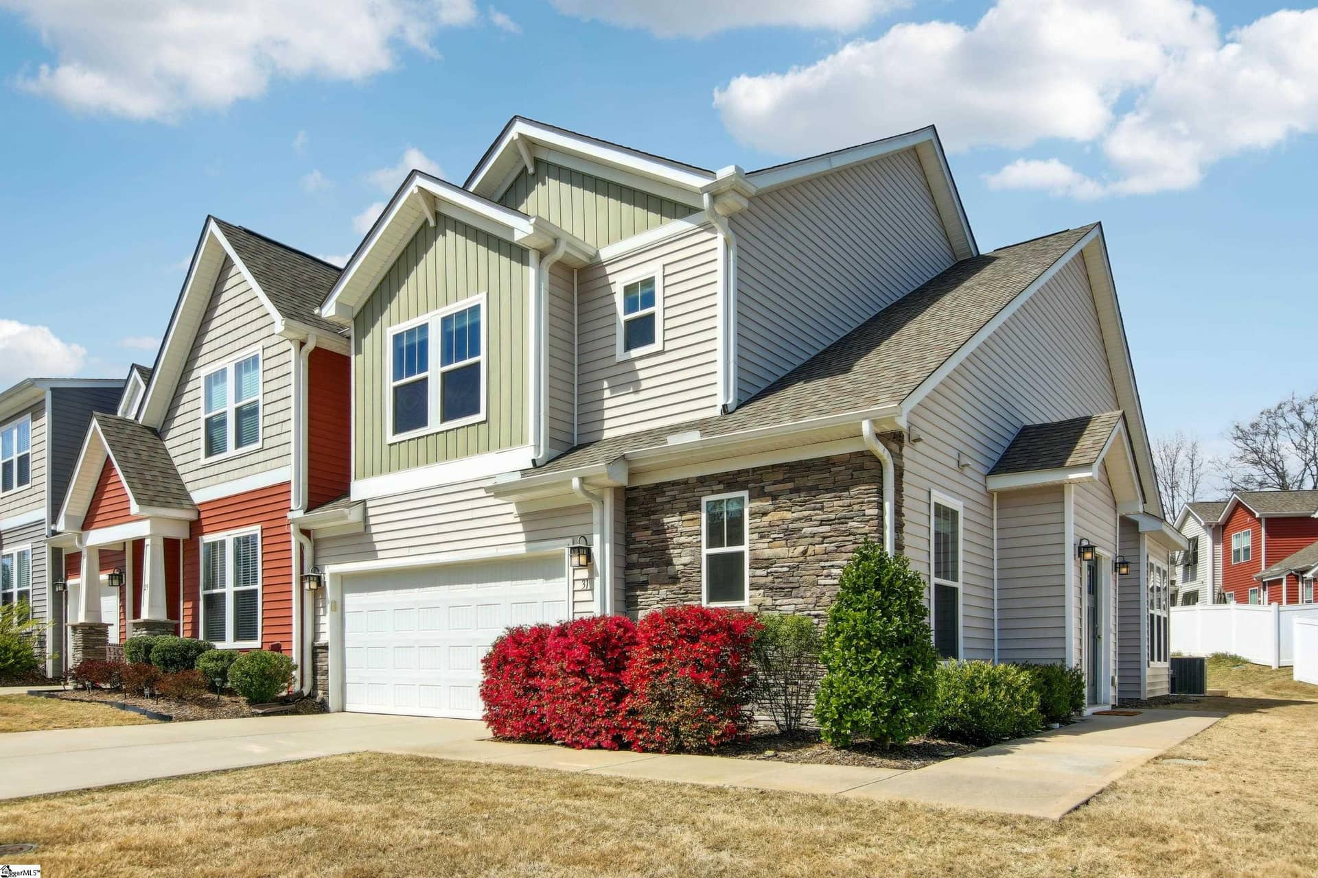 31 Creekhaven Lane
