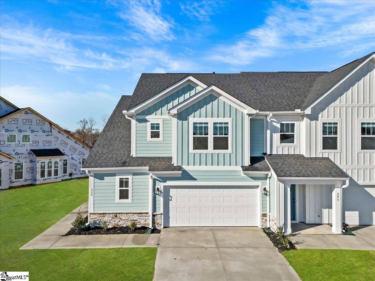 208 Leisure Lane