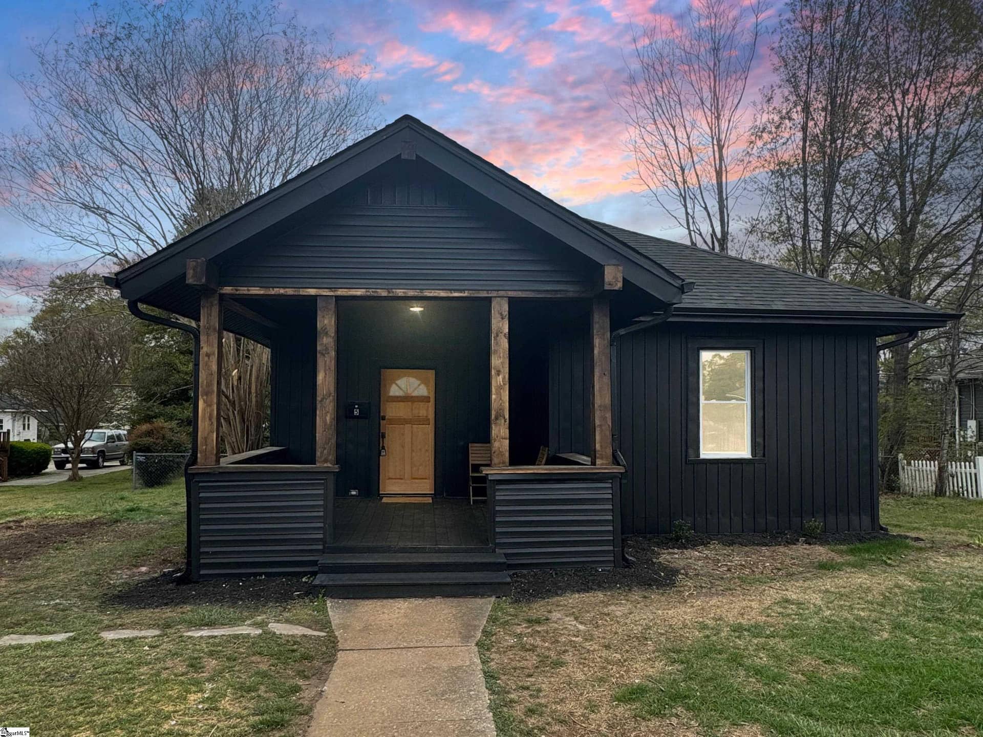 5 Groce Road
