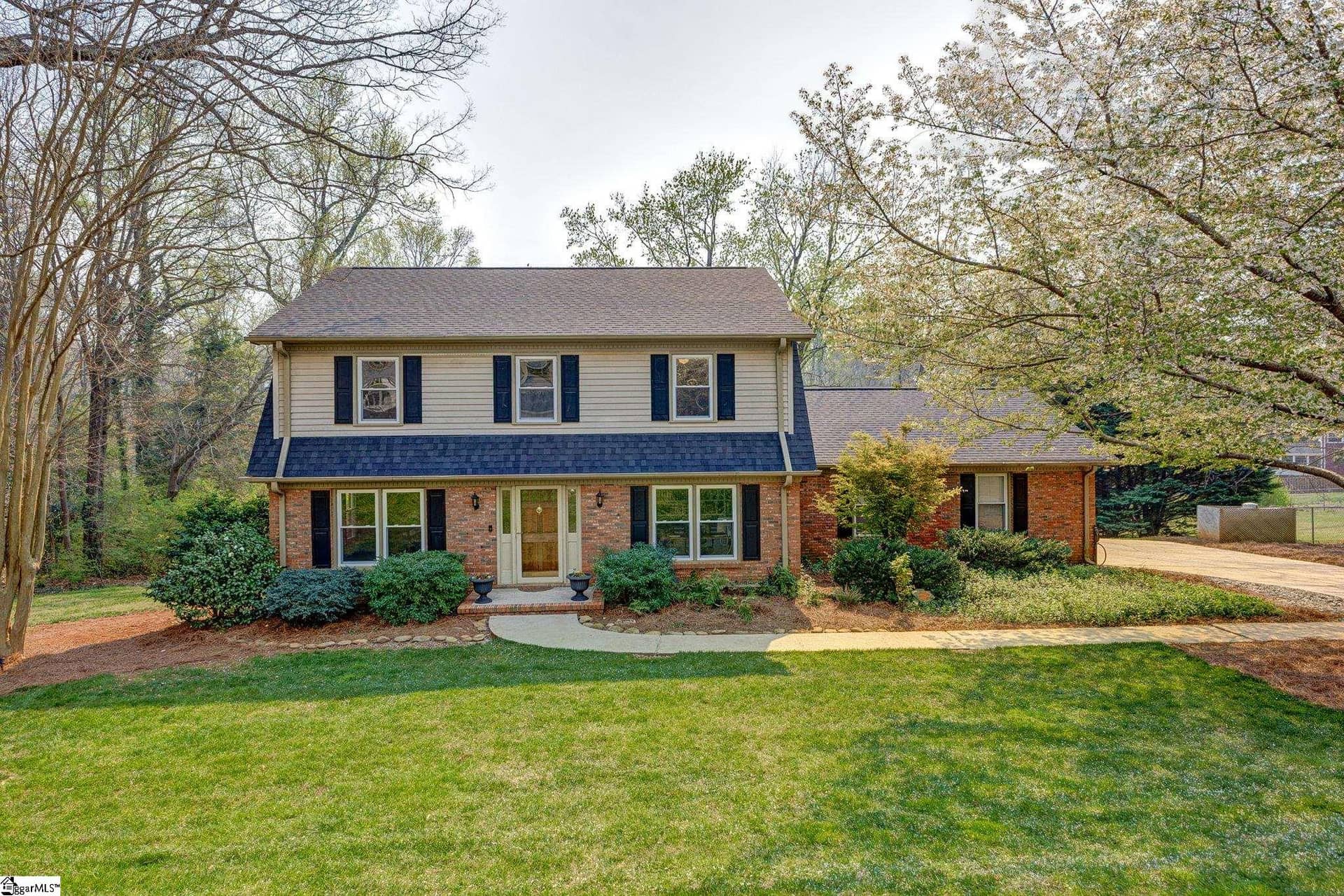 210 Gilderbrook Road
