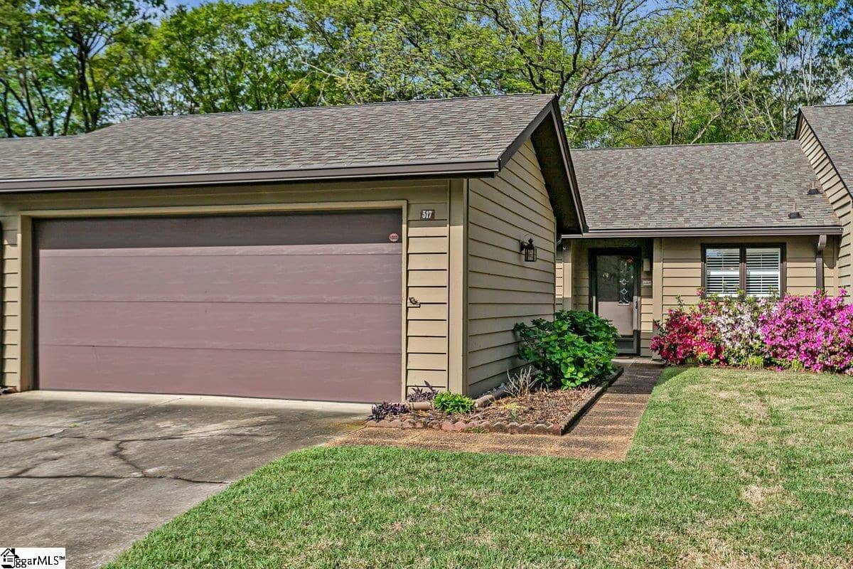 517 Bluebird Lane