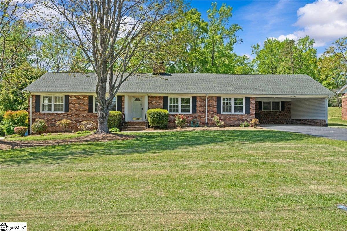 6 Barbara Avenue