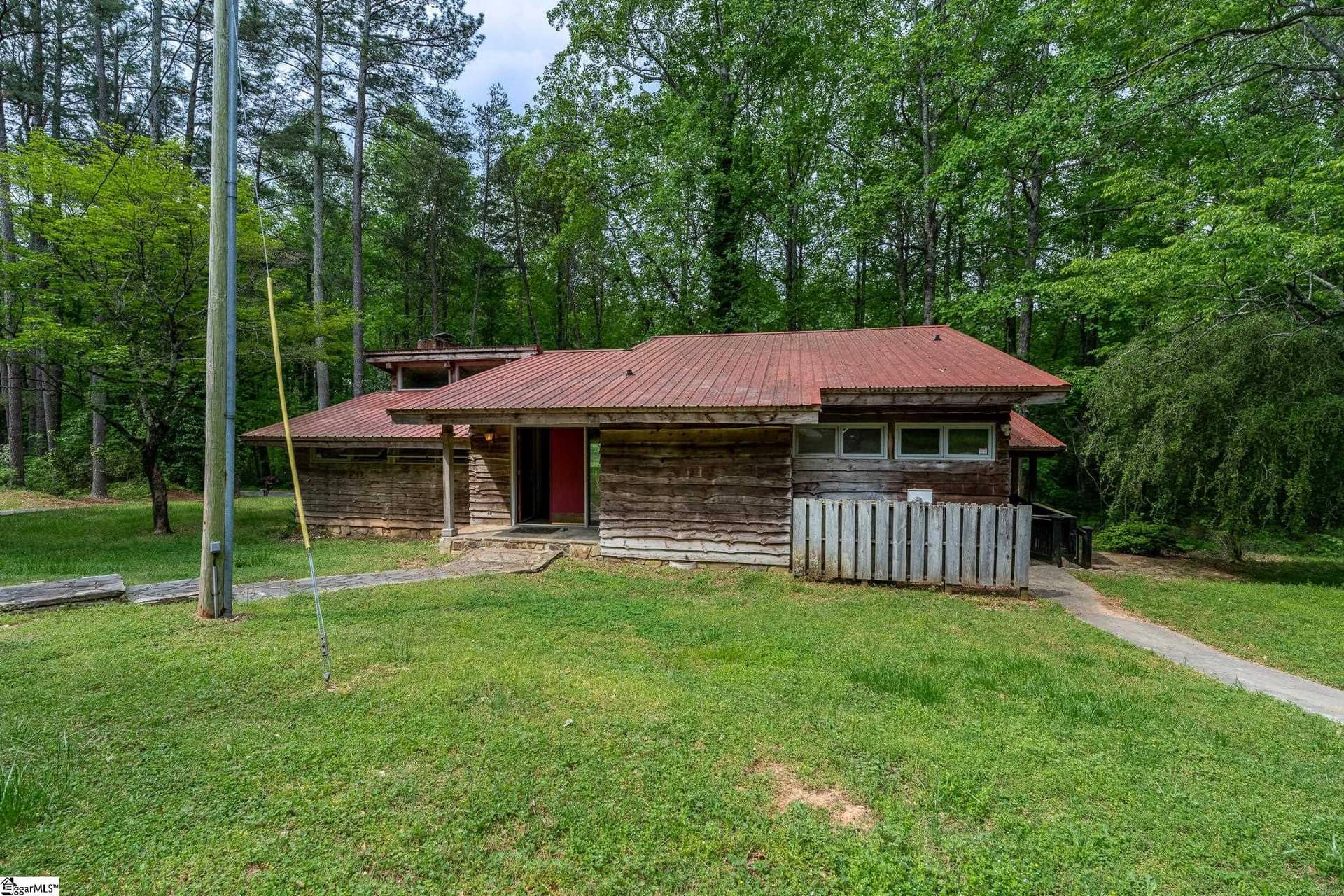 402 Asbury Circle