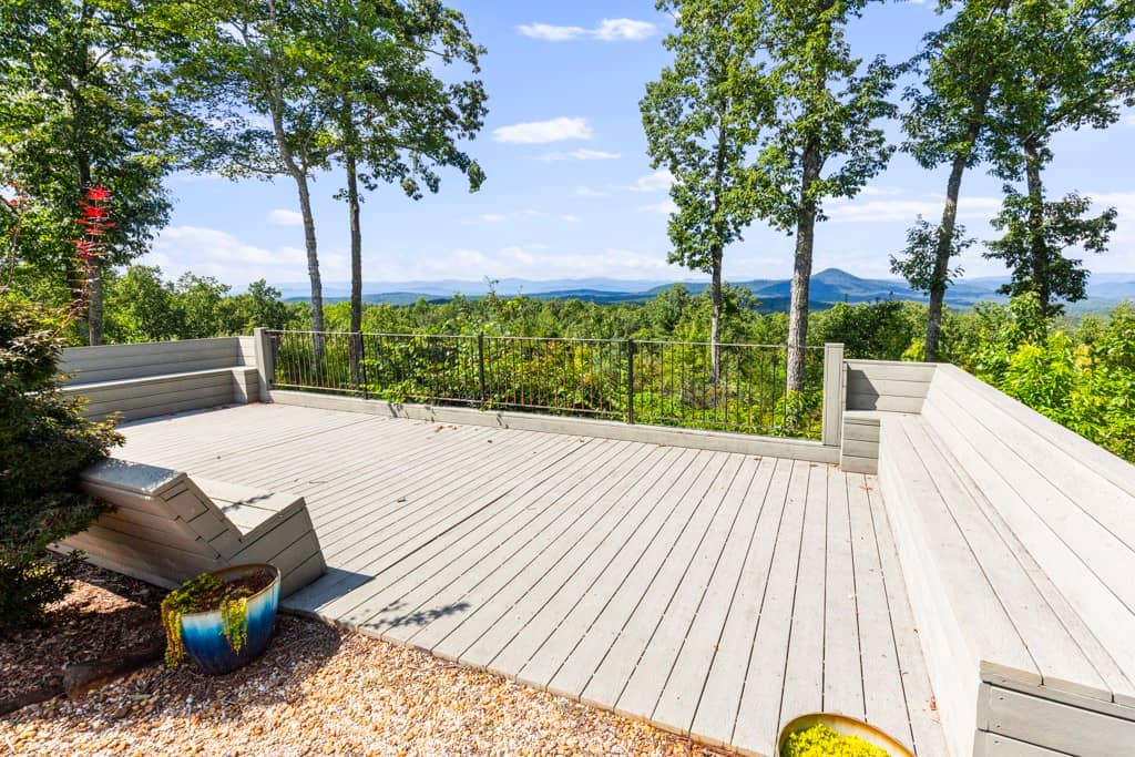 110 Cliffside Trail