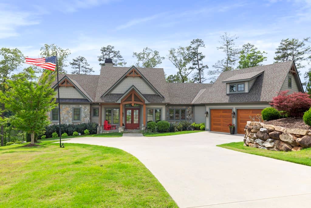 866 Little Bay Lane