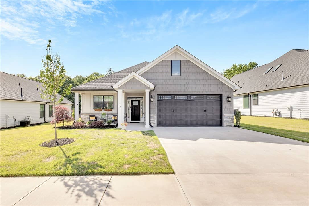104 Stanbury Drive