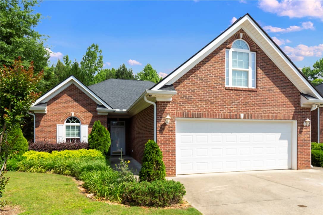 324 Canterbury Lane