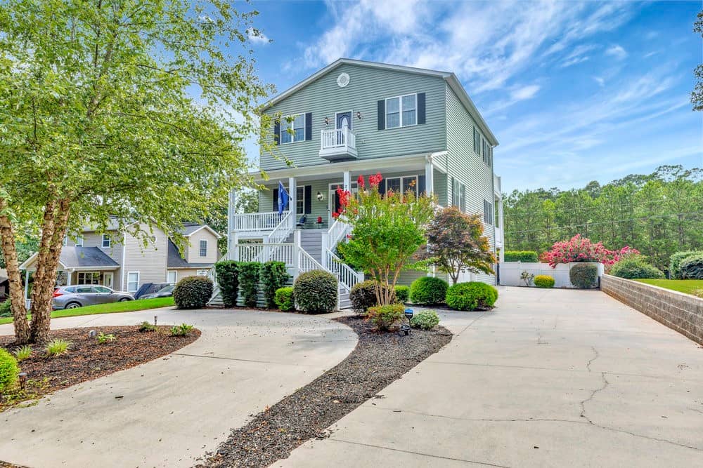 242 Harbor Drive