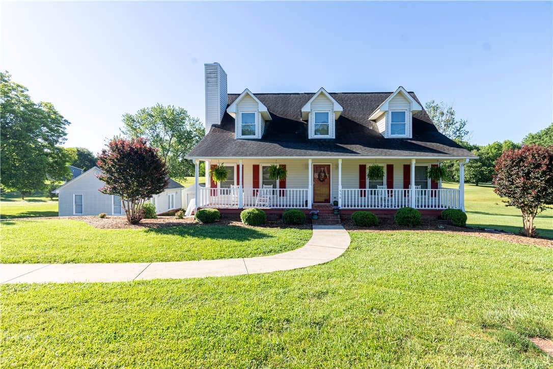 556 SHEFFIELD Road