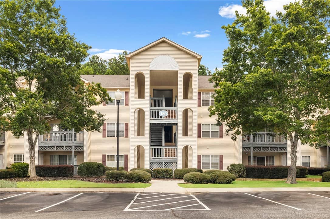 180 Wexford Drive
