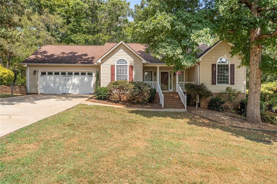 703 Sunny Shore Lane