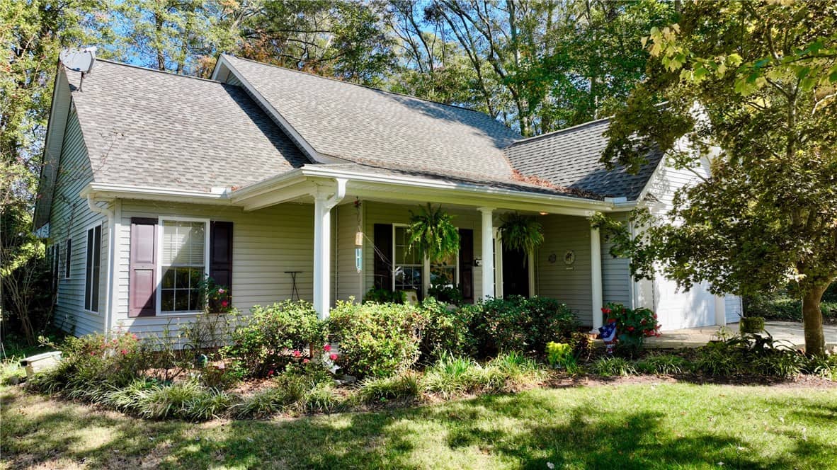 140 Grand Oak Circle