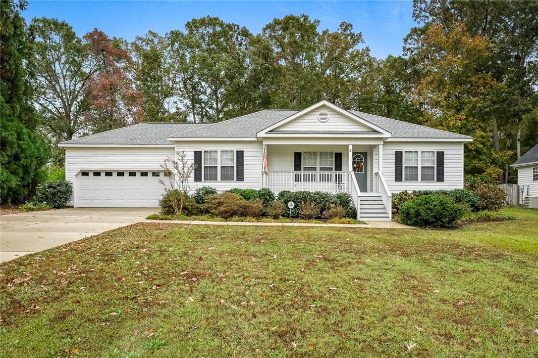 2 Wooded Glenn Court