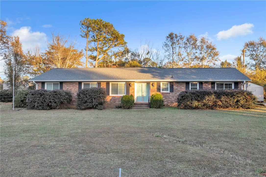 102 Donaree Drive