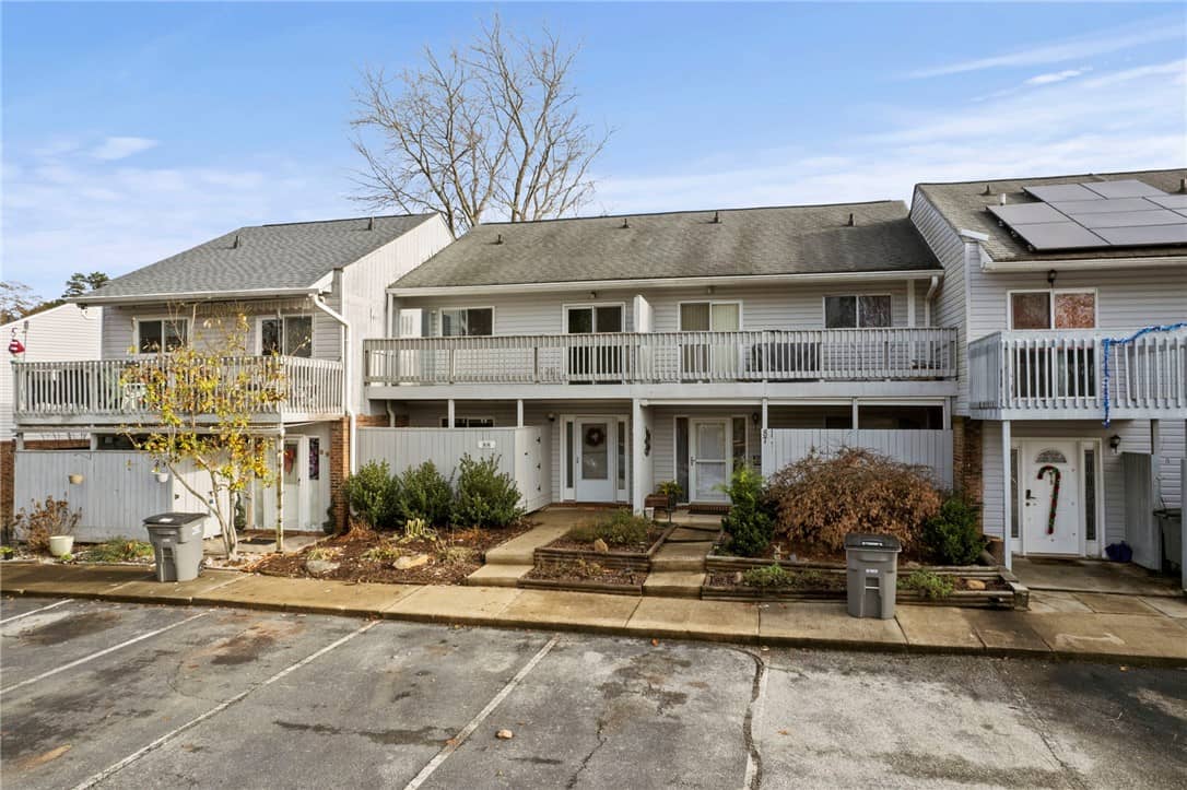 88 Topsail Court